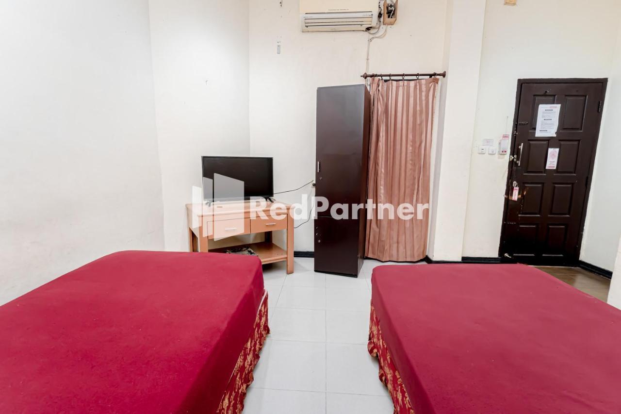 Cherry Pink Hotel Medan Mitra Reddoorz Luaran gambar