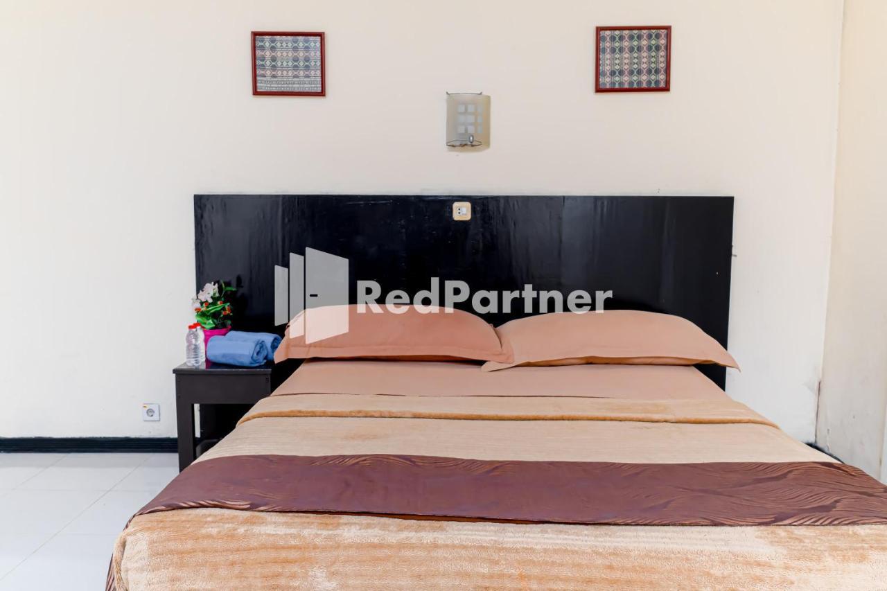 Cherry Pink Hotel Medan Mitra Reddoorz Luaran gambar