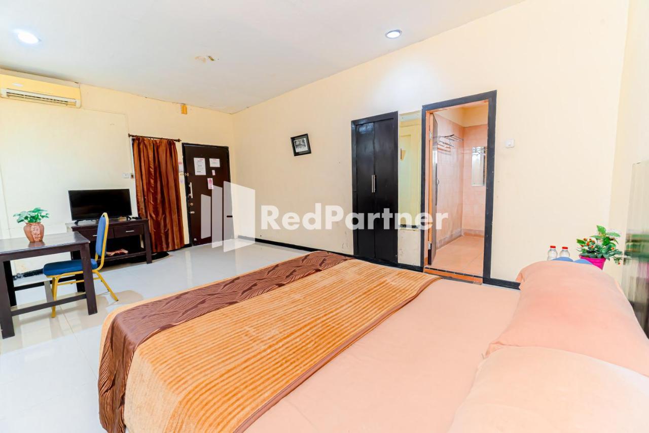 Cherry Pink Hotel Medan Mitra Reddoorz Luaran gambar