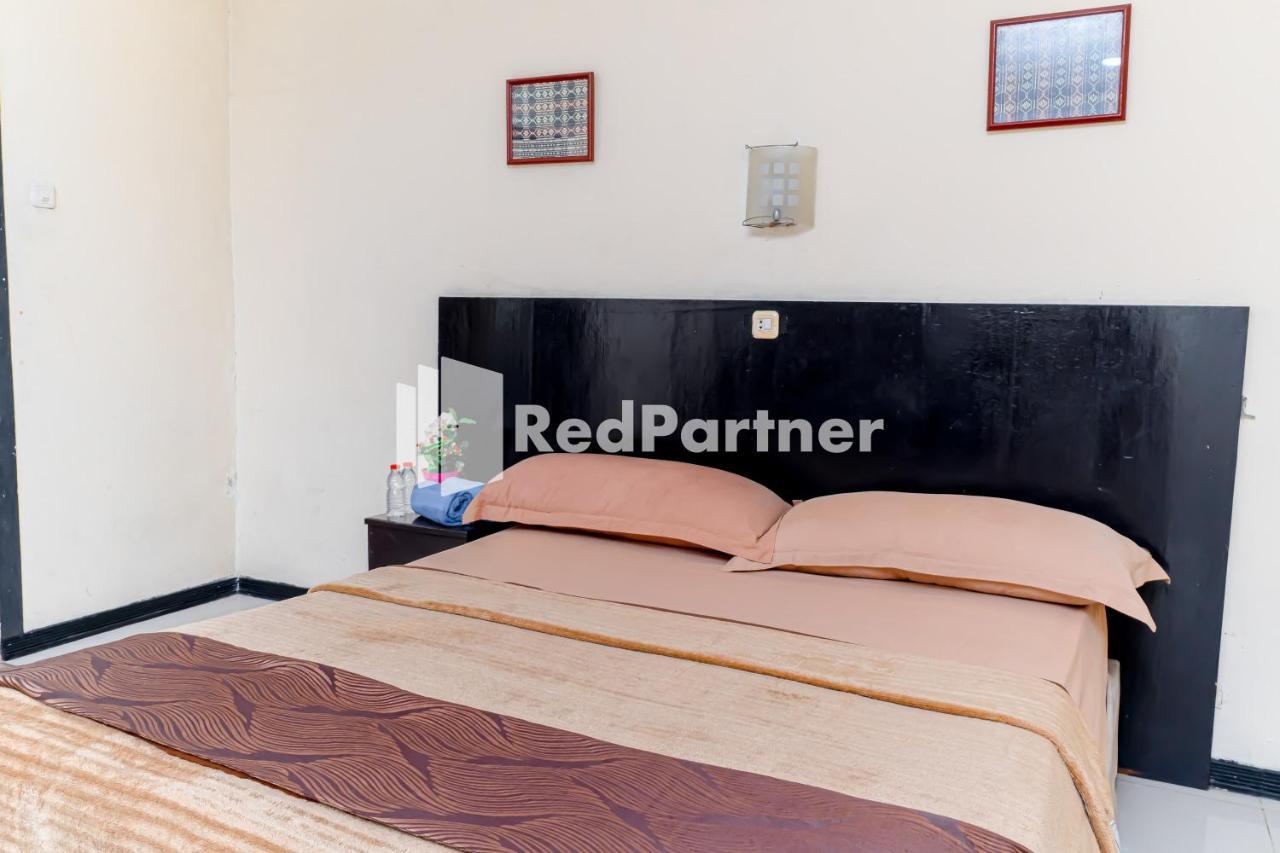 Cherry Pink Hotel Medan Mitra Reddoorz Luaran gambar